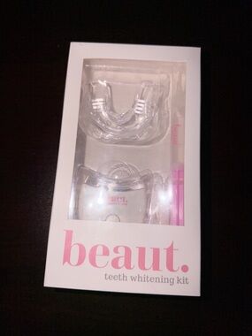 Teeth Whitening Kit - Clear & Pink